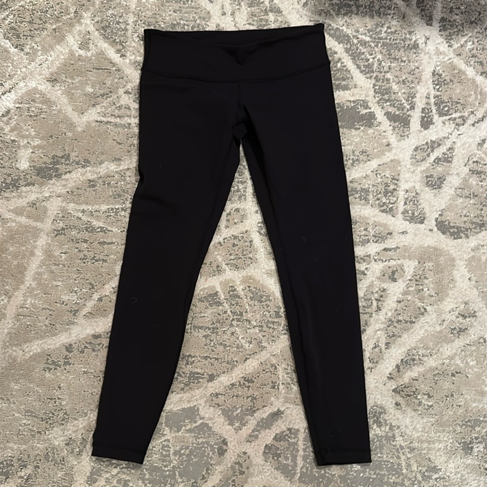 Black LuluLemon leggings